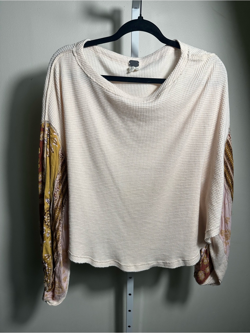 242. We The Free Free People Cream Thermal Boho Mixed Print Sleeve Top
